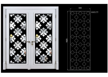 Vidro moderno clássico 40 da porta de Matte Black Oval Shaped Iron X em 96 dentro