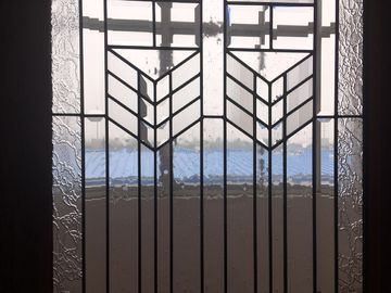 O vidro decorativo arquitetónico da porta de Inteiror, limpa os painéis de vidro chanfrados da porta
